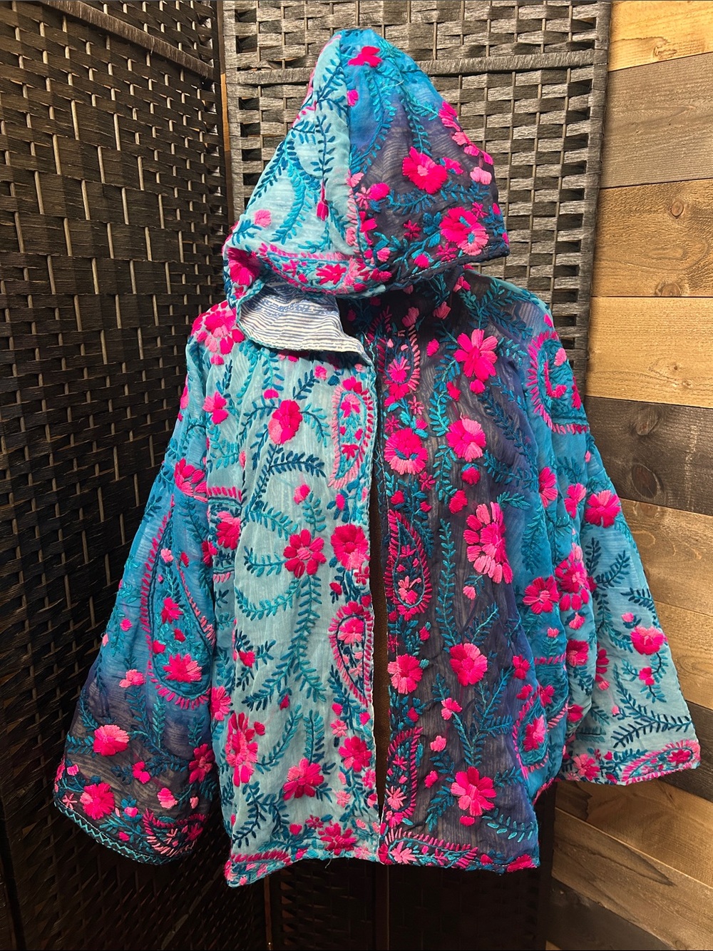 Stunning cotton wool embroidered waist length duster